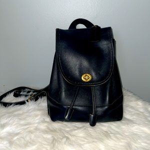 Coach Vintage Black smooth all leather backpack DISCONTINUED BEAUTIFUL EUC :)))